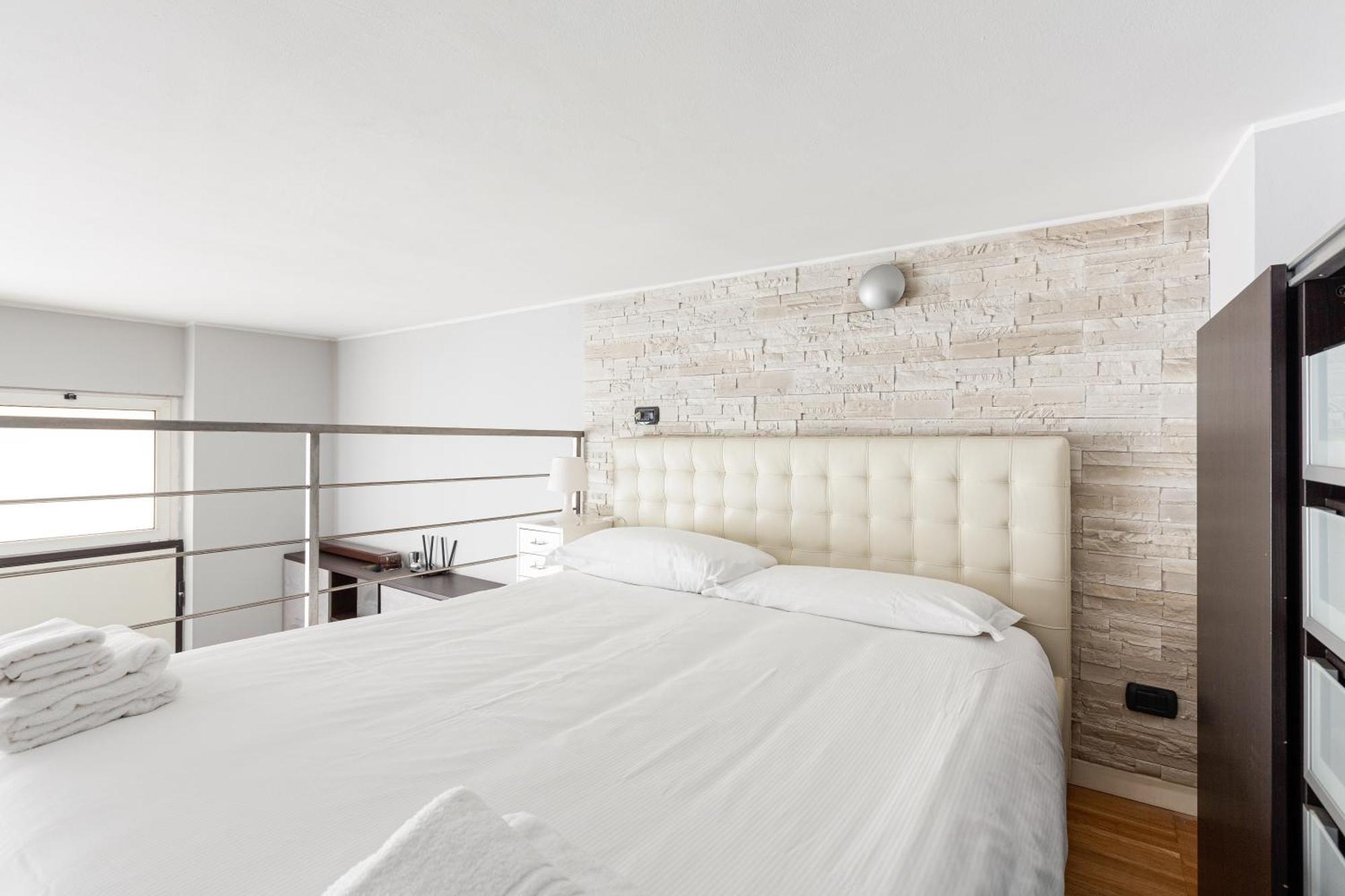 - Gorla M1 Modern Studio! Appartement *